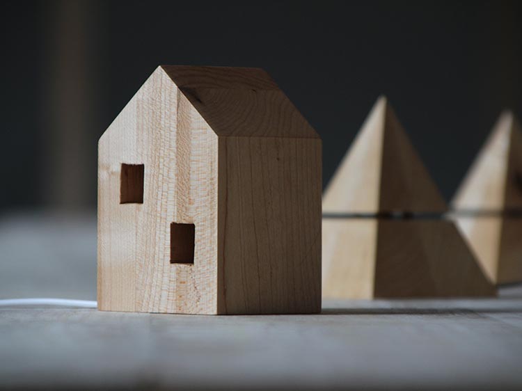 warm，home，house，lamps and lanterns，Night light，woodiness，warm，Find life，