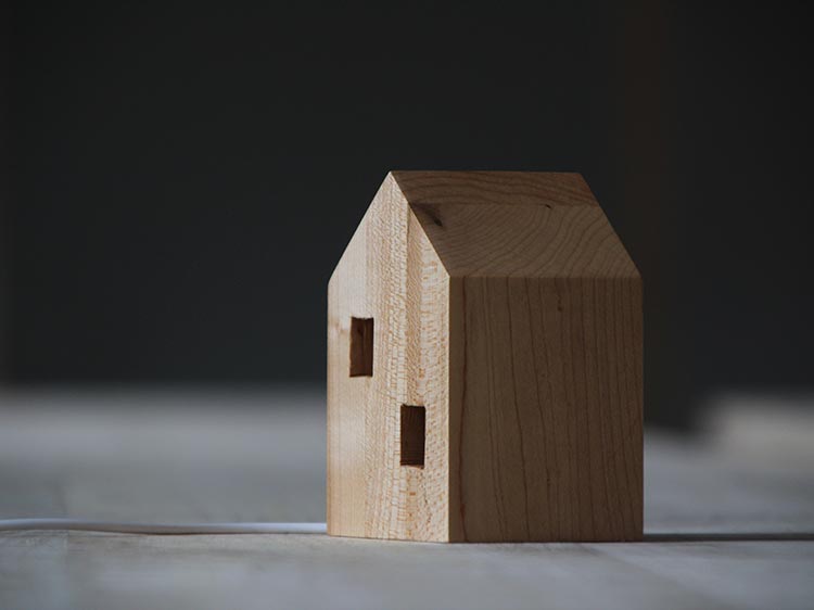 warm，home，house，lamps and lanterns，Night light，woodiness，warm，Find life，