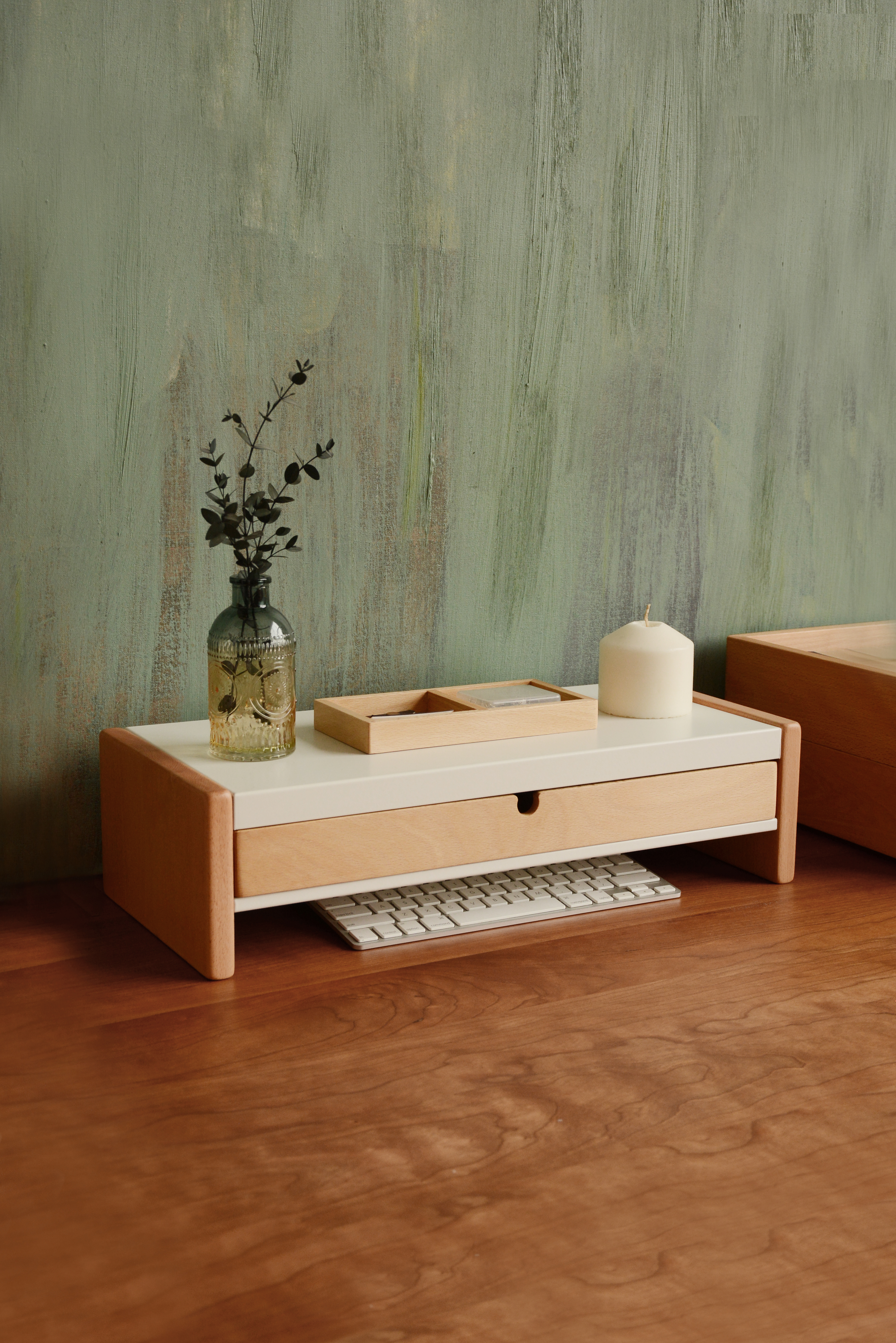 Office goods - desktop storage display heightening rack，