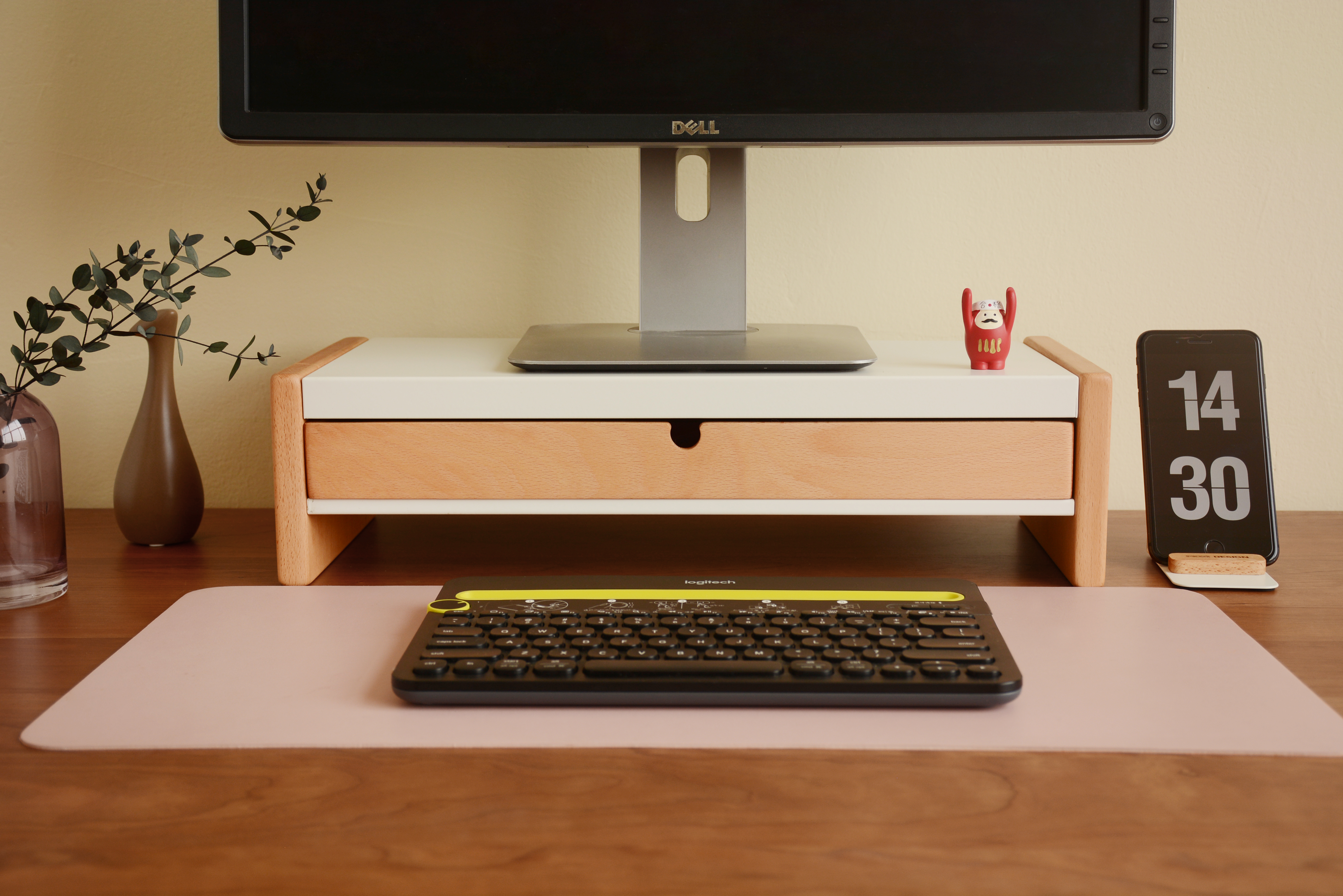 Office goods - desktop storage display heightening rack，