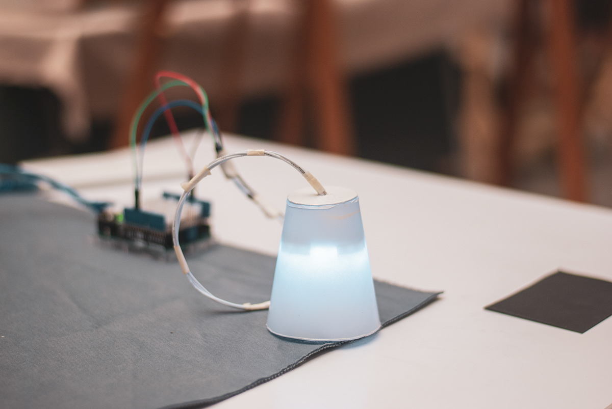 voice，lamp，Desk lamp，