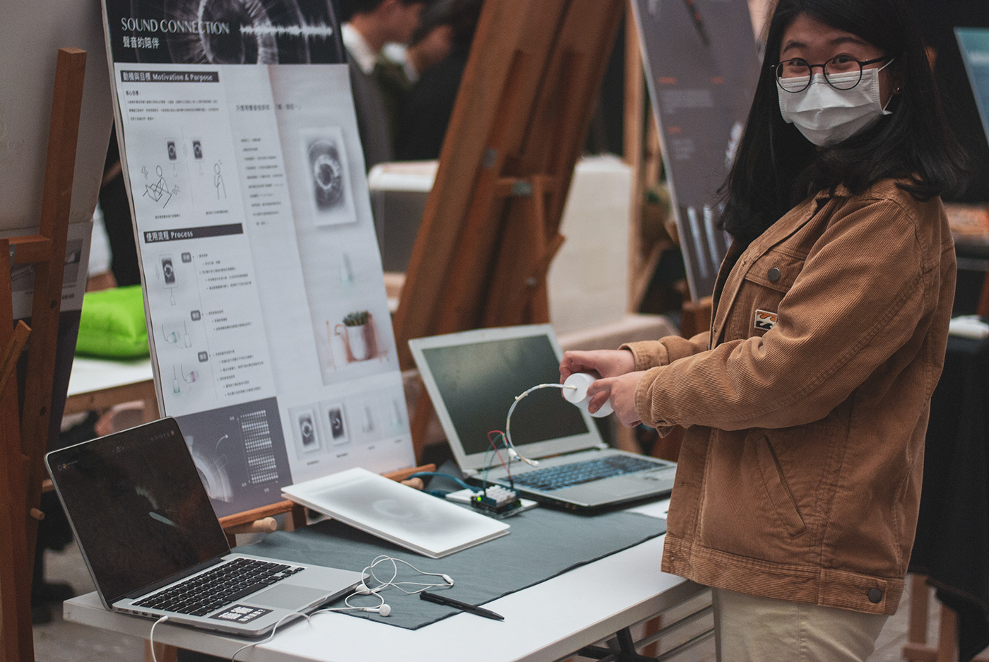 voice，lamp，Desk lamp，