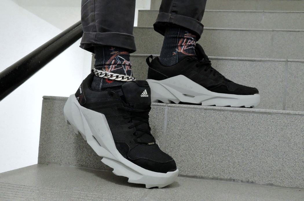 shoes，Nike，Adidas，concept，