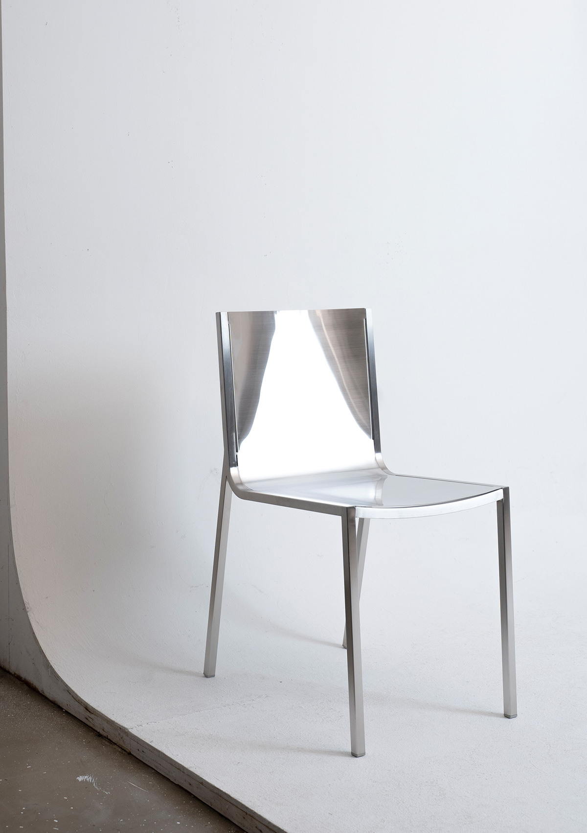 Plate Chair，chair，furniture，industrial design，