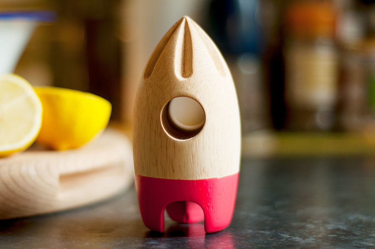 Juicer，rocket，wooden ，lovely，