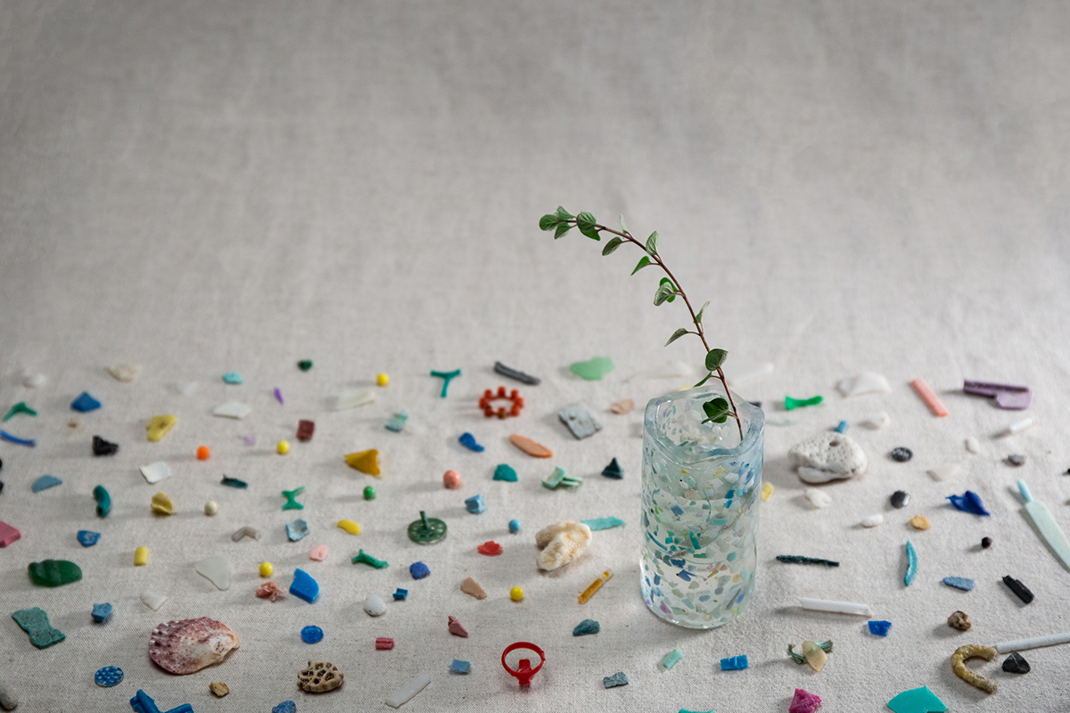 vase，environment protection，Plastic，Plastic particles，