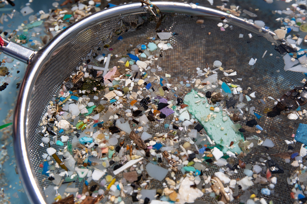 vase，environment protection，Plastic，Plastic particles，