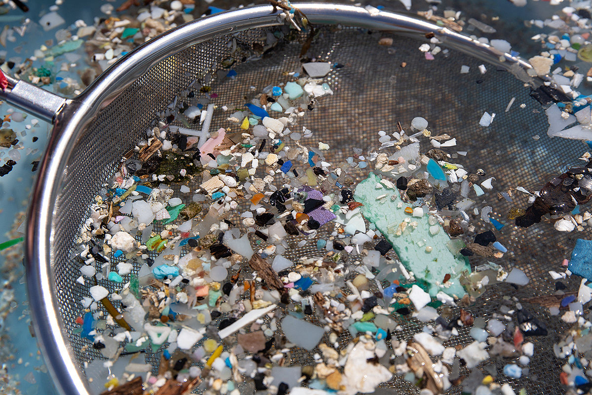 vase，environment protection，Plastic，Plastic particles，