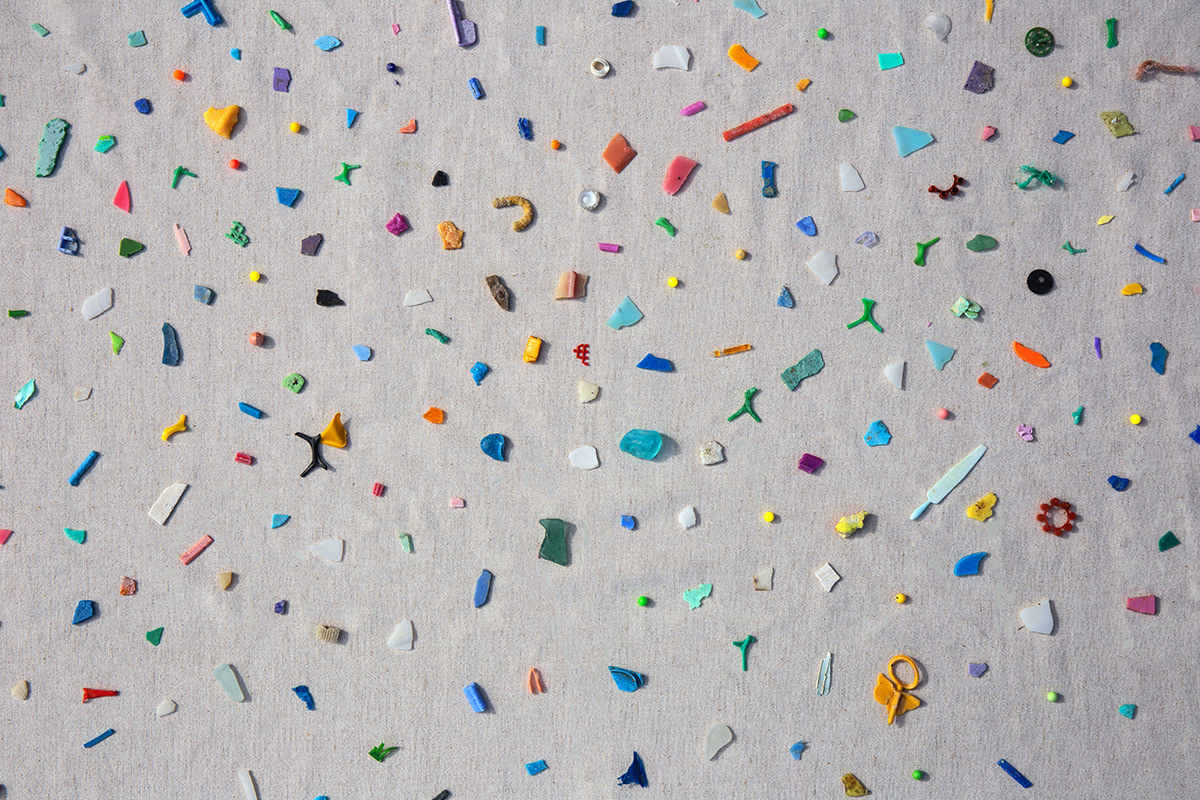 vase，environment protection，Plastic，Plastic particles，