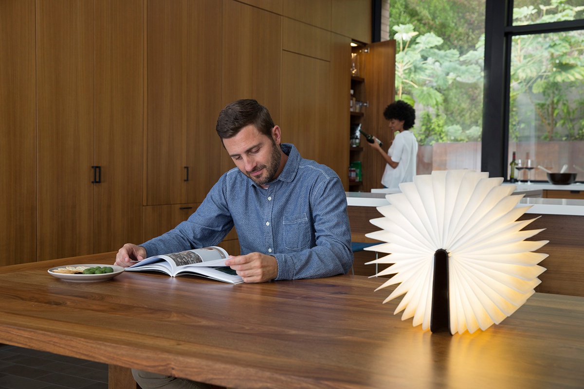 Industrial design, practical design, lamp, book，