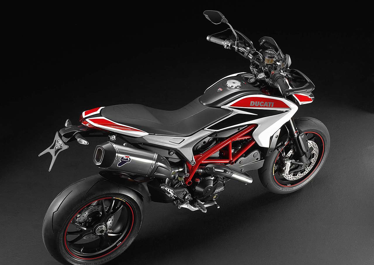Industrial hand drawing，Ducati，Super mobile，motorcycle，