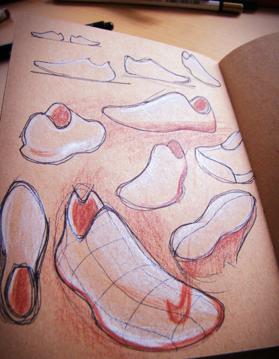 Hand drawn products，design sketch，Toner，marker pen，