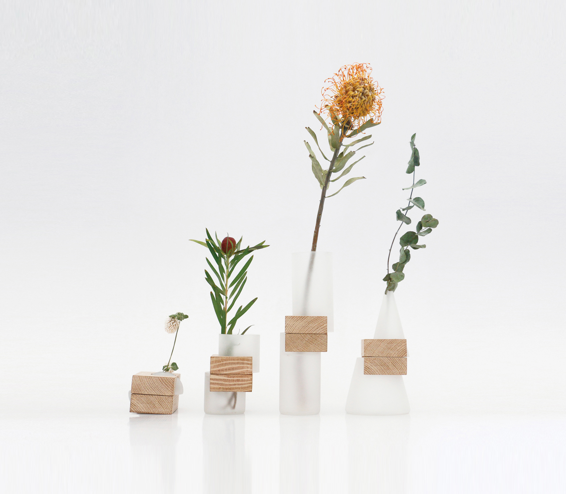 Floral ｜ storage ｜ dislocation ｜ geometry ｜ emotion ｜，