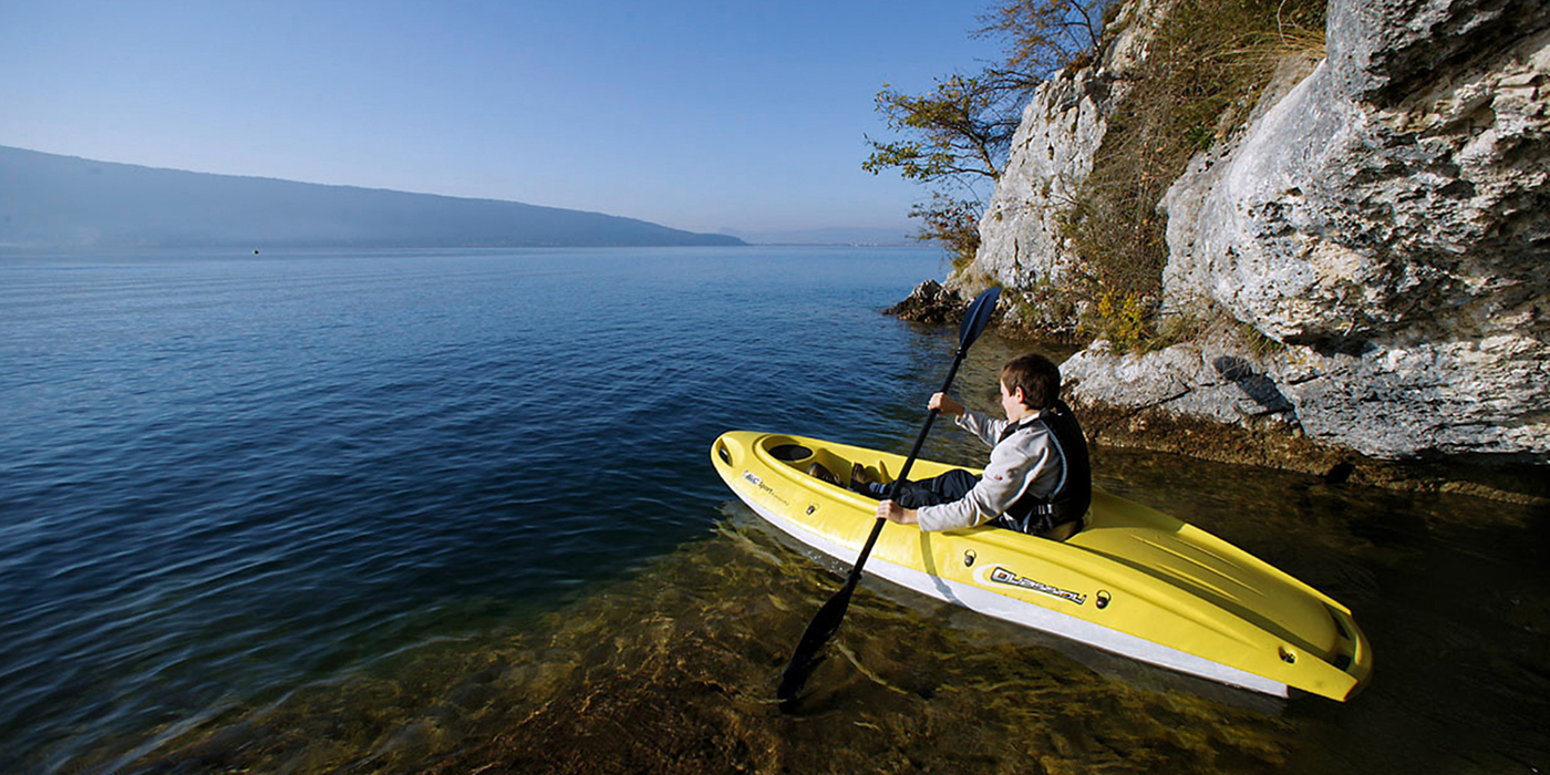 canoeing，security，motion，fashion，Aquatic Sports，