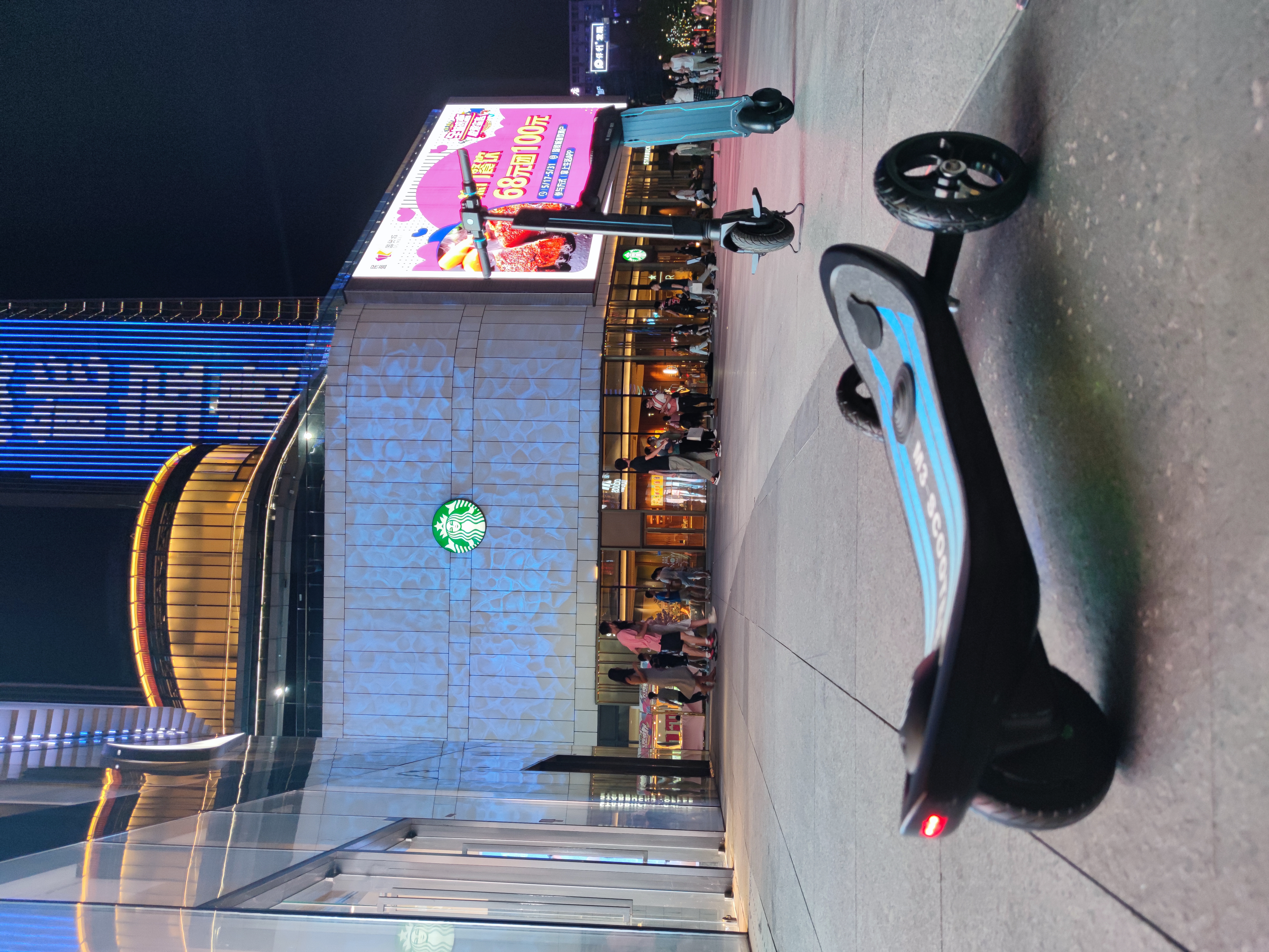 More professional children's electric scooter!，