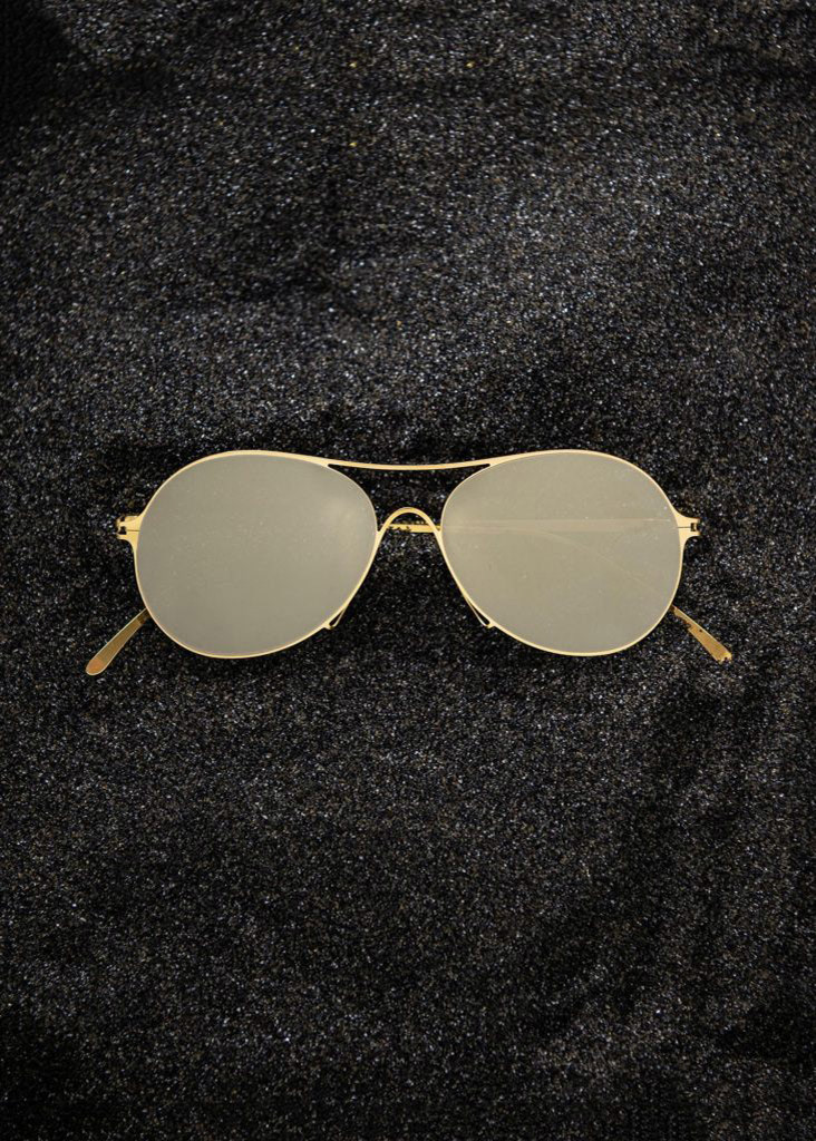 Sunglasses，Sunglasses，Outdoor piece，Fashion products，