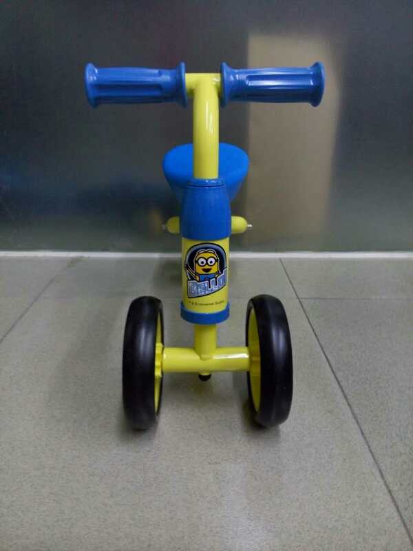 1-3-year-old children gradually learn to walk，