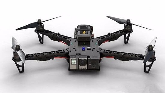 UAV，