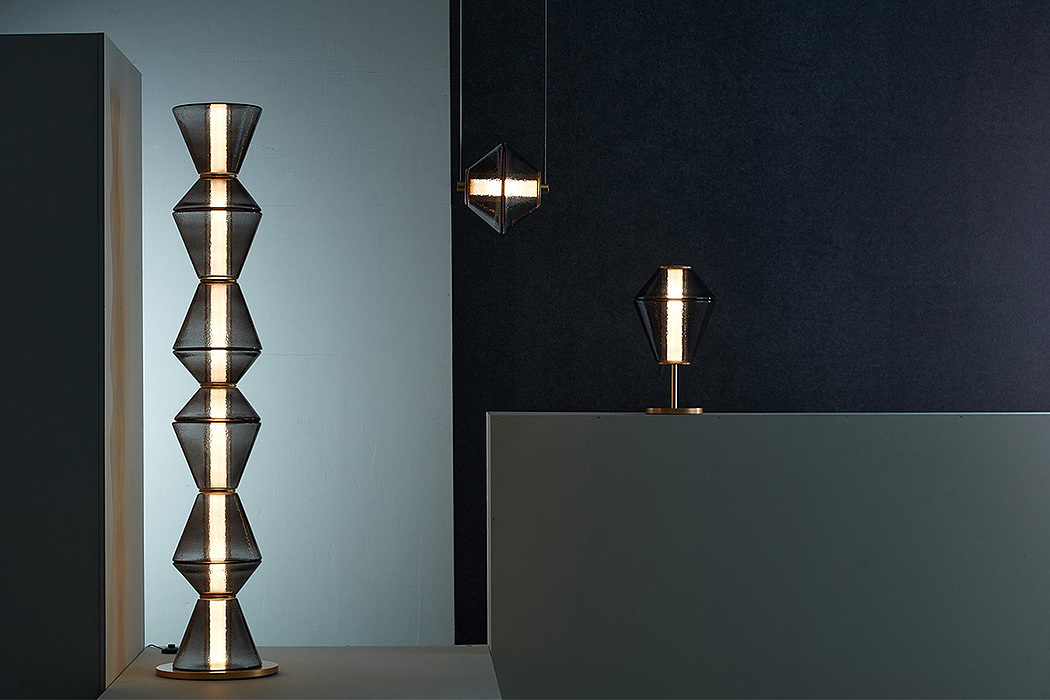 Totem Lamp，product design，lamp，