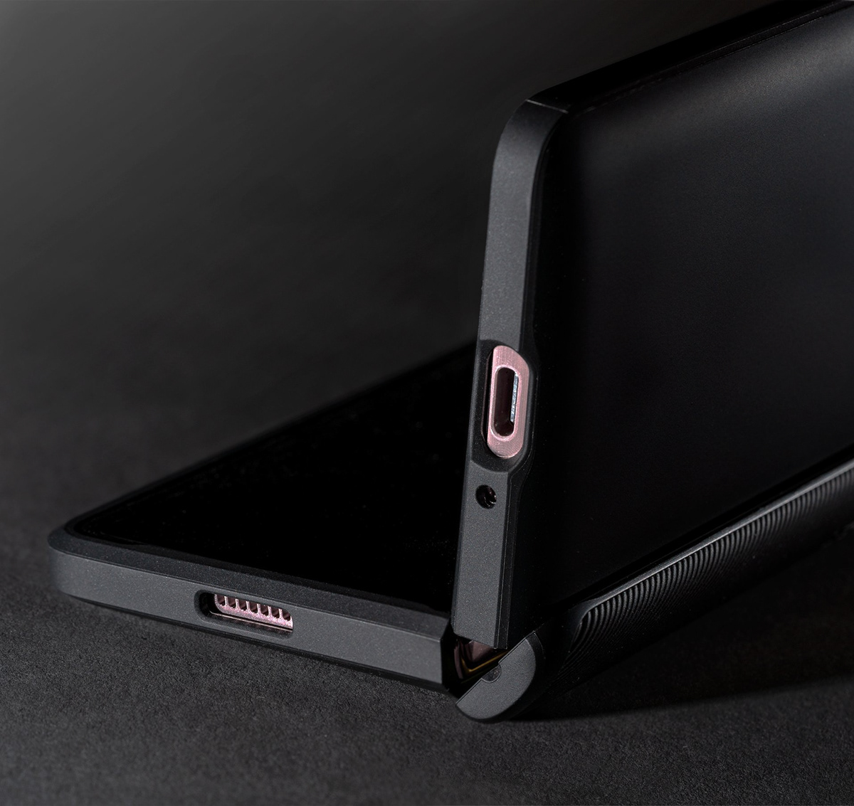 Folding mobile phone case，Samsung folding mobile phone，Fall resistant material，