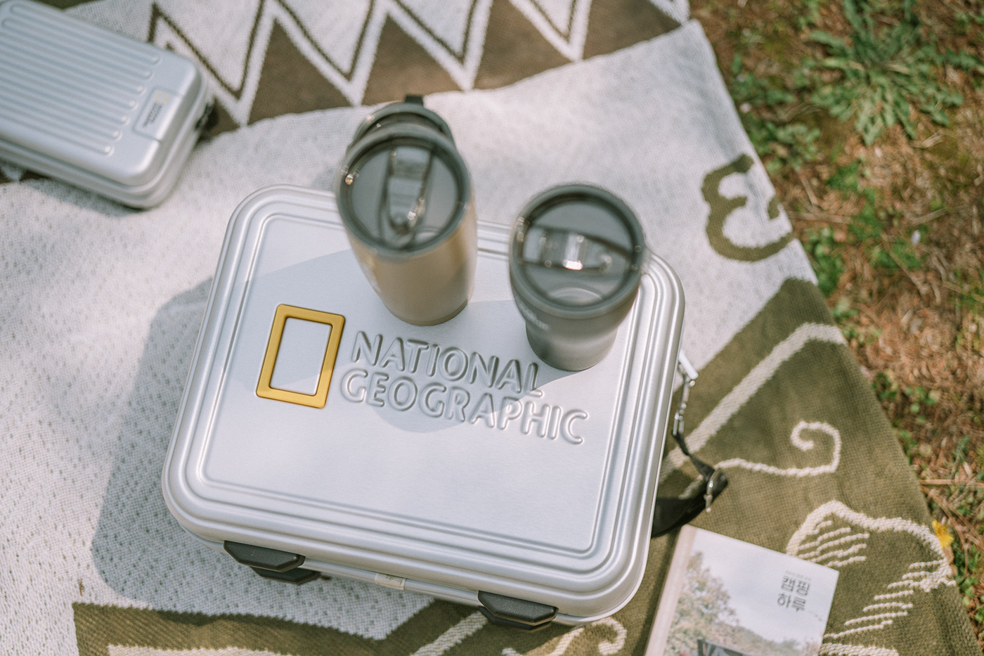 Mini，trunk，convenient，