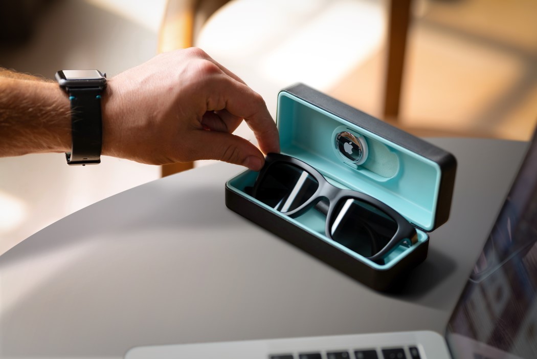 glasses，Sunglasses，intelligence，audio frequency，