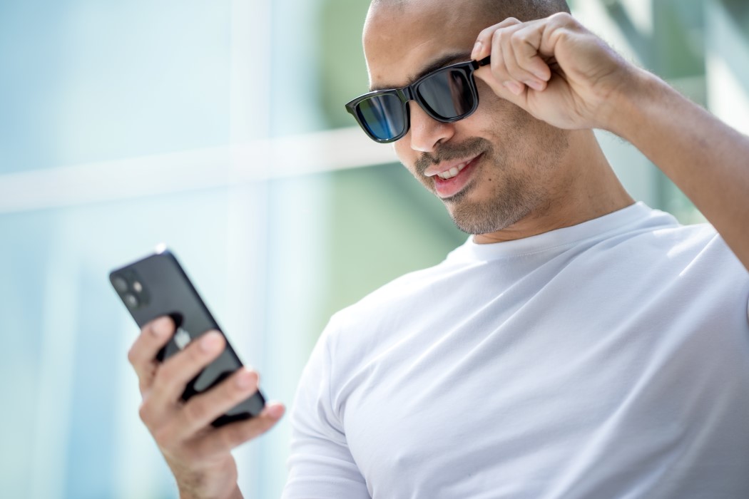 glasses，Sunglasses，intelligence，audio frequency，