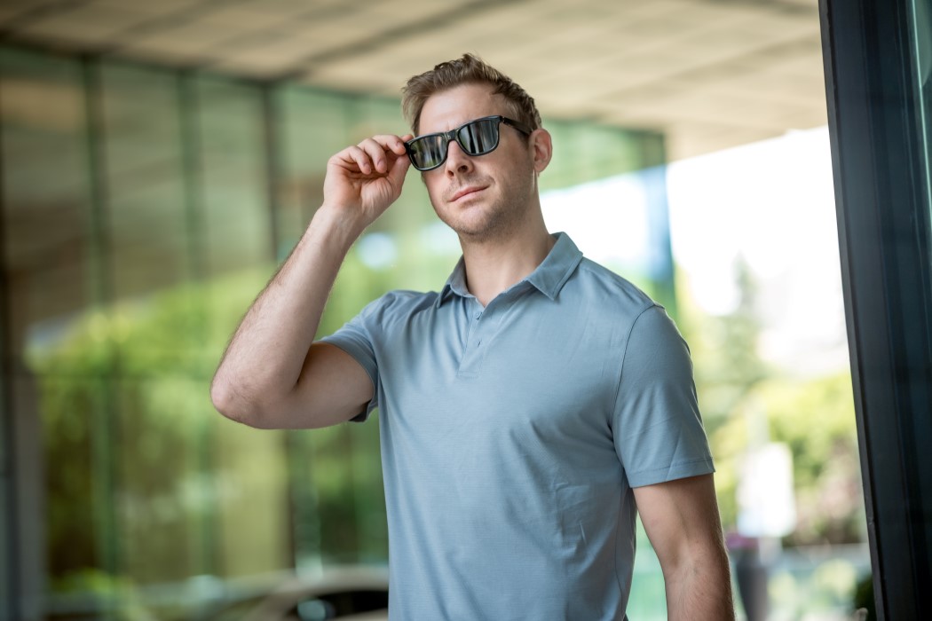 glasses，Sunglasses，intelligence，audio frequency，