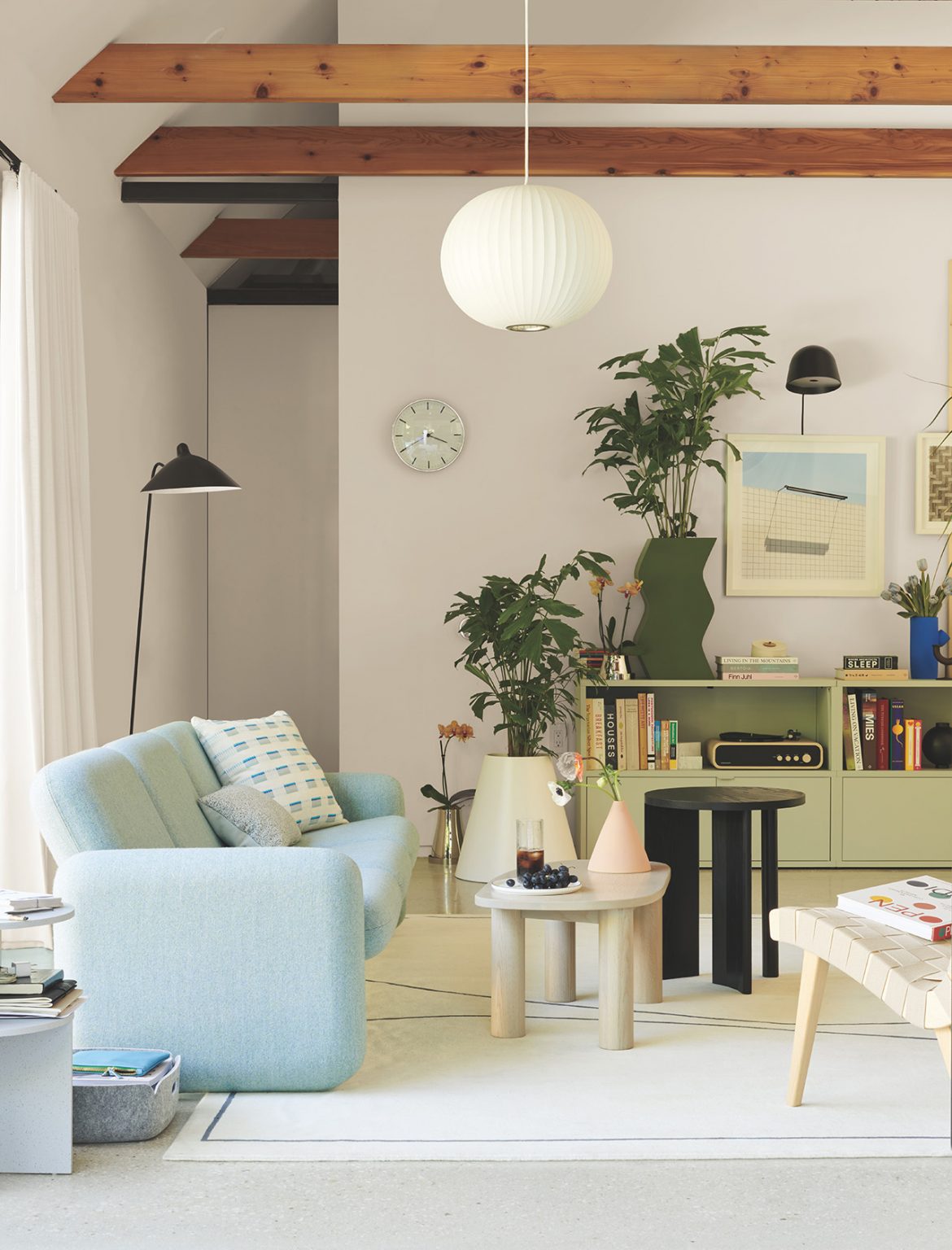 sofa，Chiclet，Chewing gum，