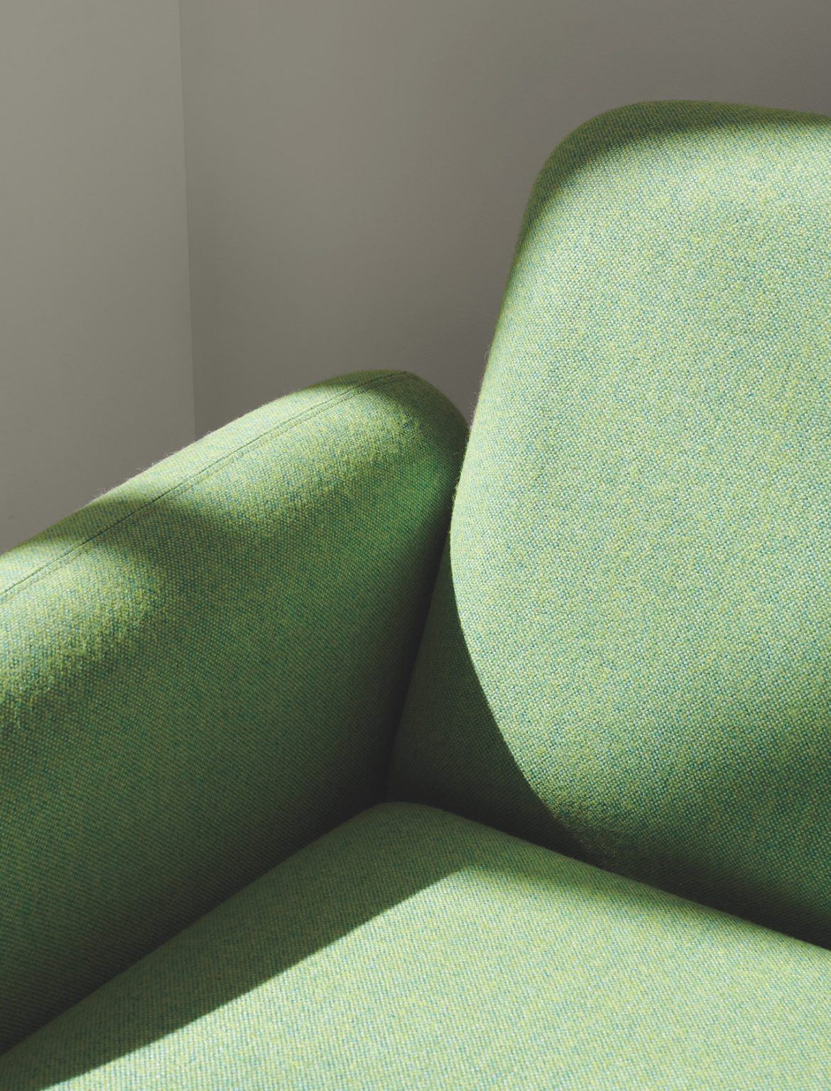 sofa，Chiclet，Chewing gum，