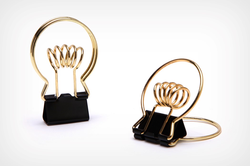 loose-leaf binder，Light bulb:，Pen clip，multi-function，