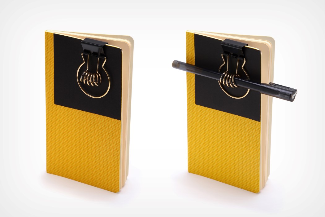 loose-leaf binder，Light bulb:，Pen clip，multi-function，