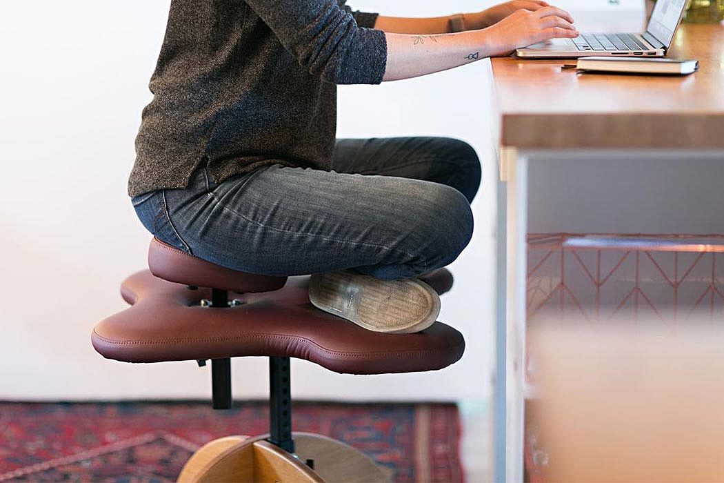 chair，wooden ，comfortable，personality，