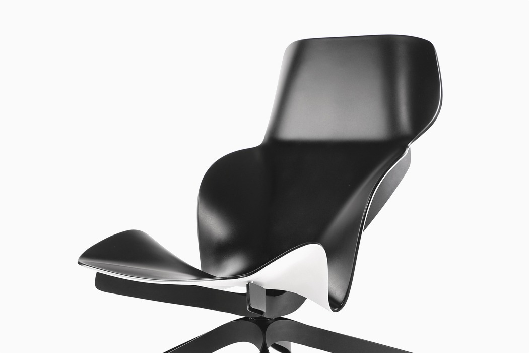 chair，wooden ，comfortable，personality，