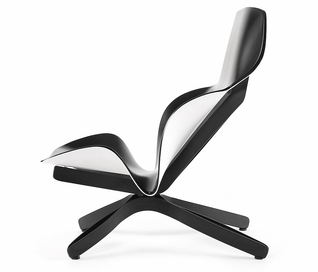 chair，wooden ，comfortable，personality，