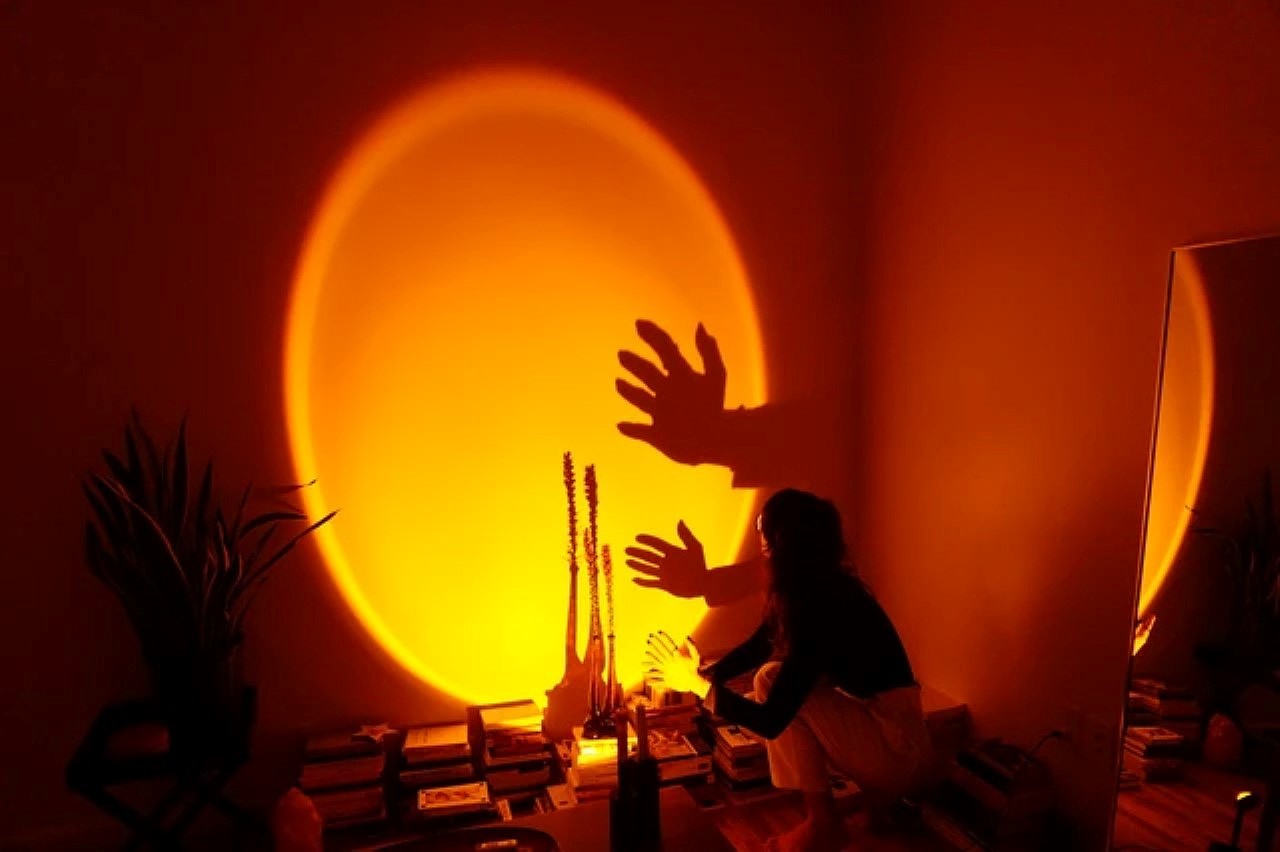 lamp，Floor lamp，Sunset light，