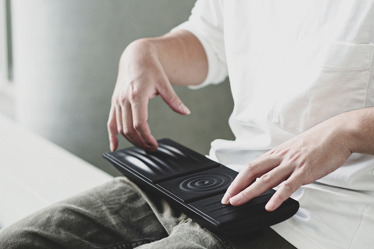 Musical Instruments，new type，unique，black，