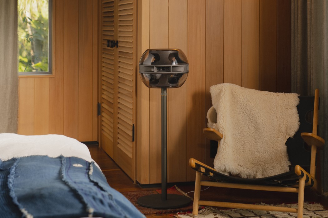 alien，Three channel，speaker，