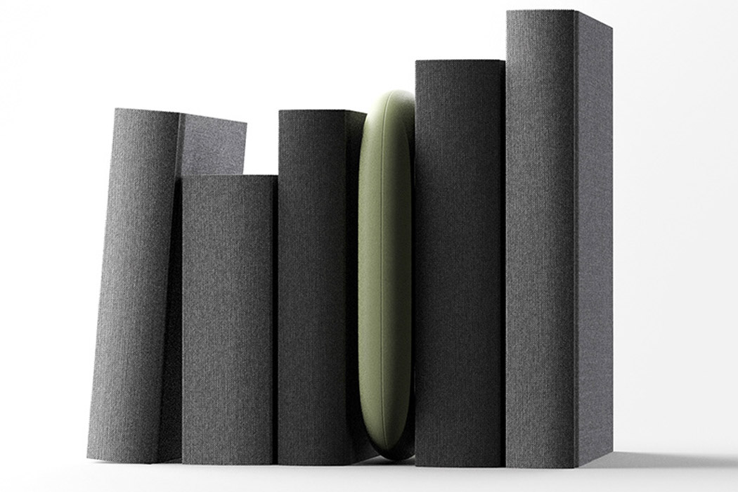 brush，Dustpan，desk，