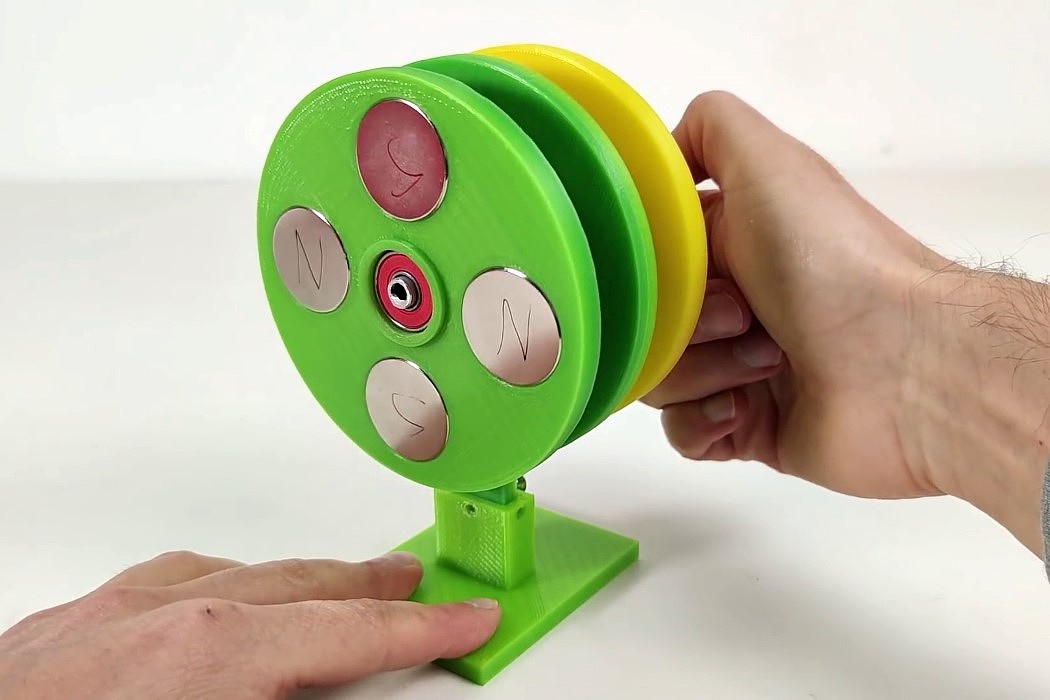 magnet，Rotating gear，Magnetic Games，