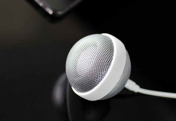 Mobile speaker，Mobile speaker，