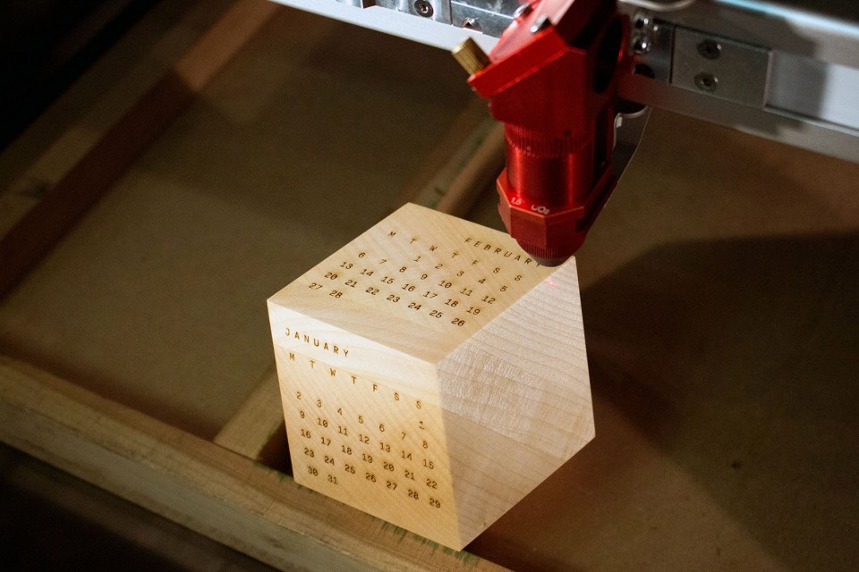 wood，Polyhedral structure，calendar，