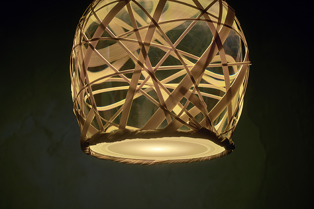 lamps and lanterns，Design，red dot，vehicle，USB drive，product，