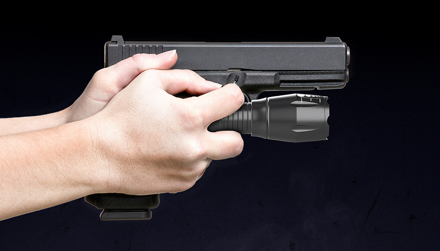 Flashlight，Pistol，military，grim，