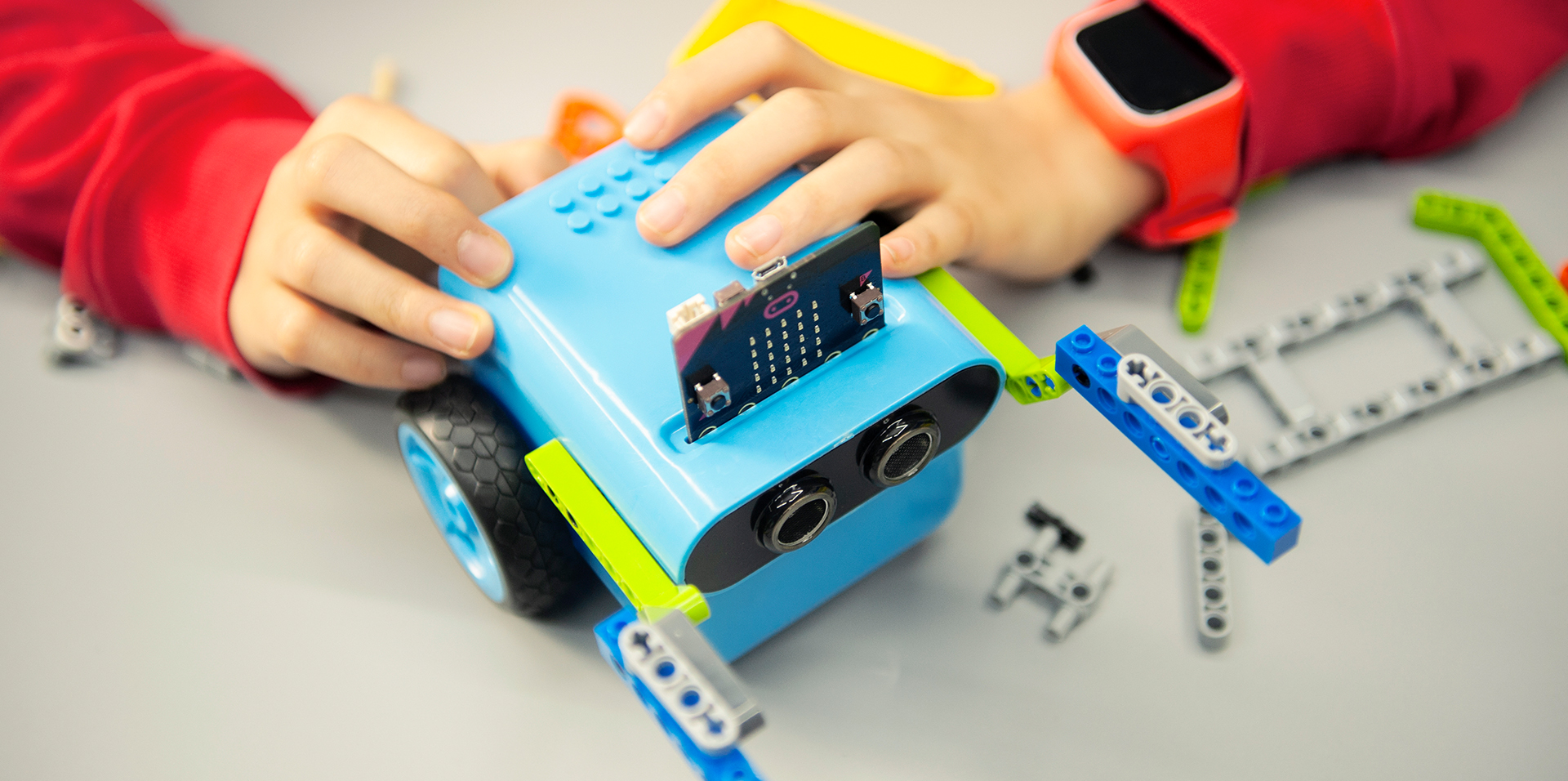 Programming educational toys，