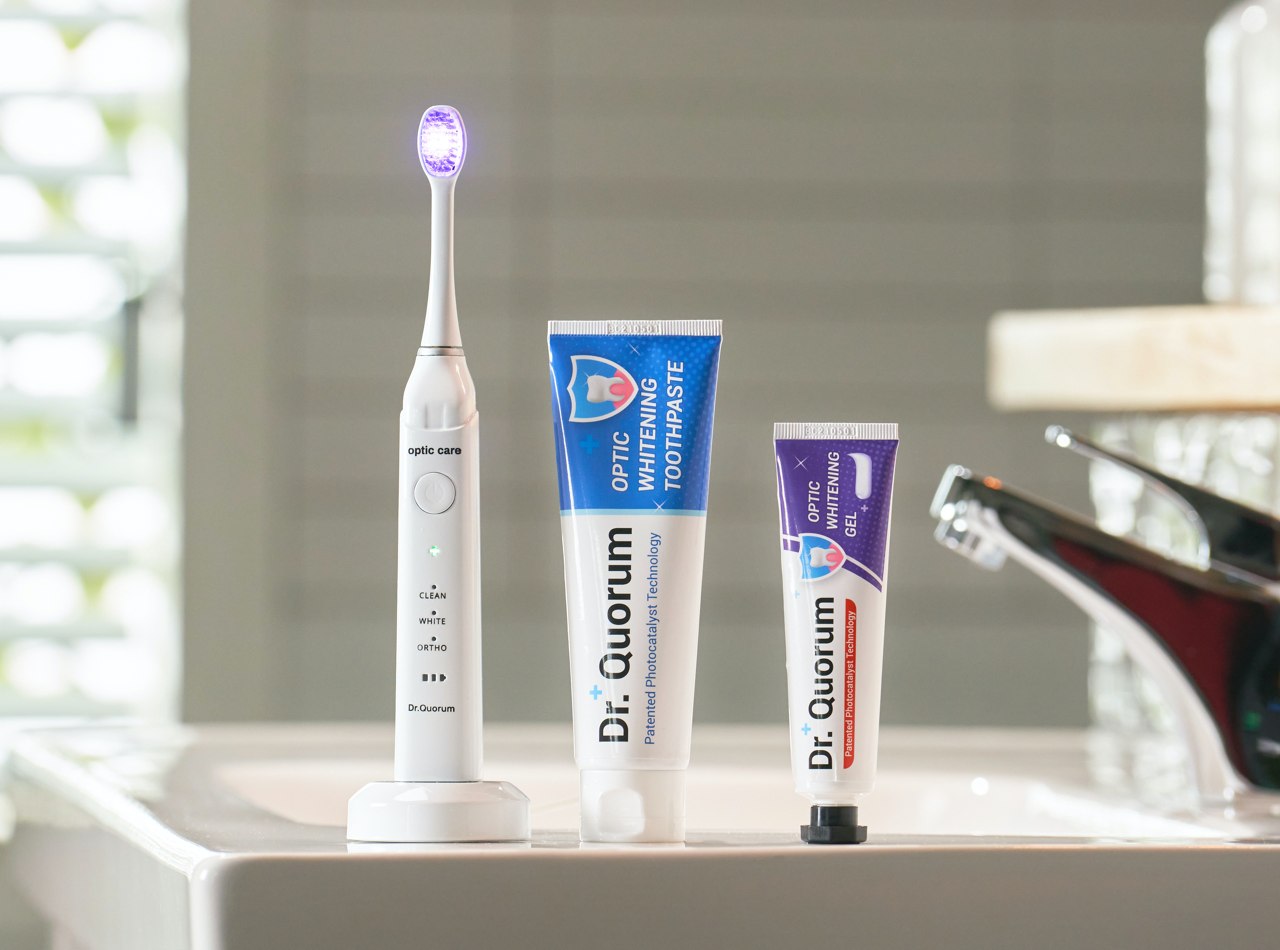 toothbrush，Electric toothbrush，LED lamp，Optical fiber bristle，