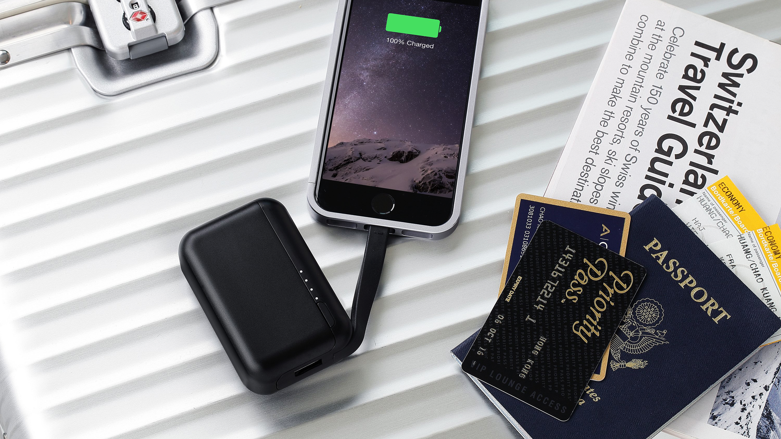 iphone，Minimalist，industrial design，recharge stand，Bring your own，obsession，lightning，aluminium alloy，