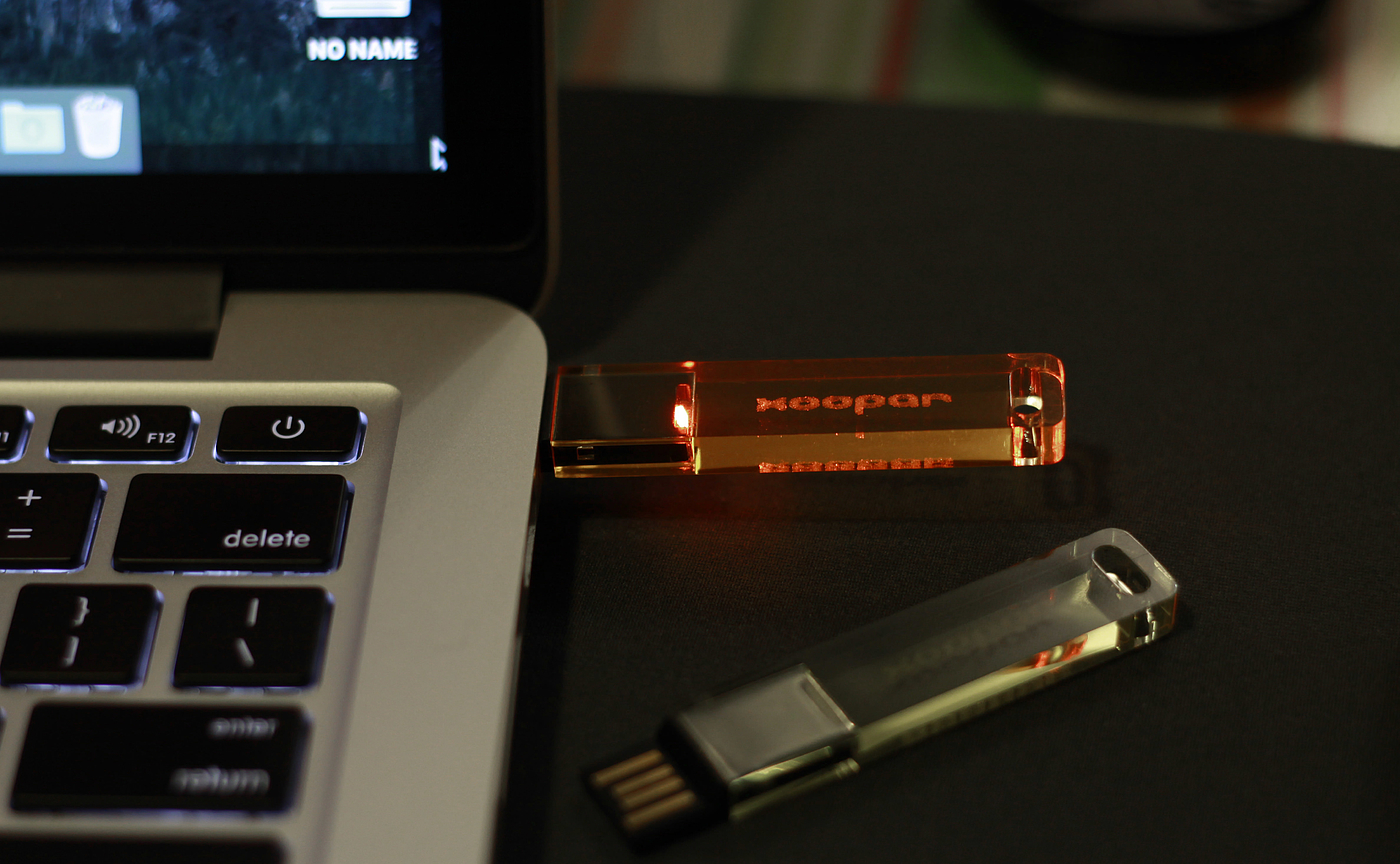 USB drive，transparent，Acrylic，luminescence，