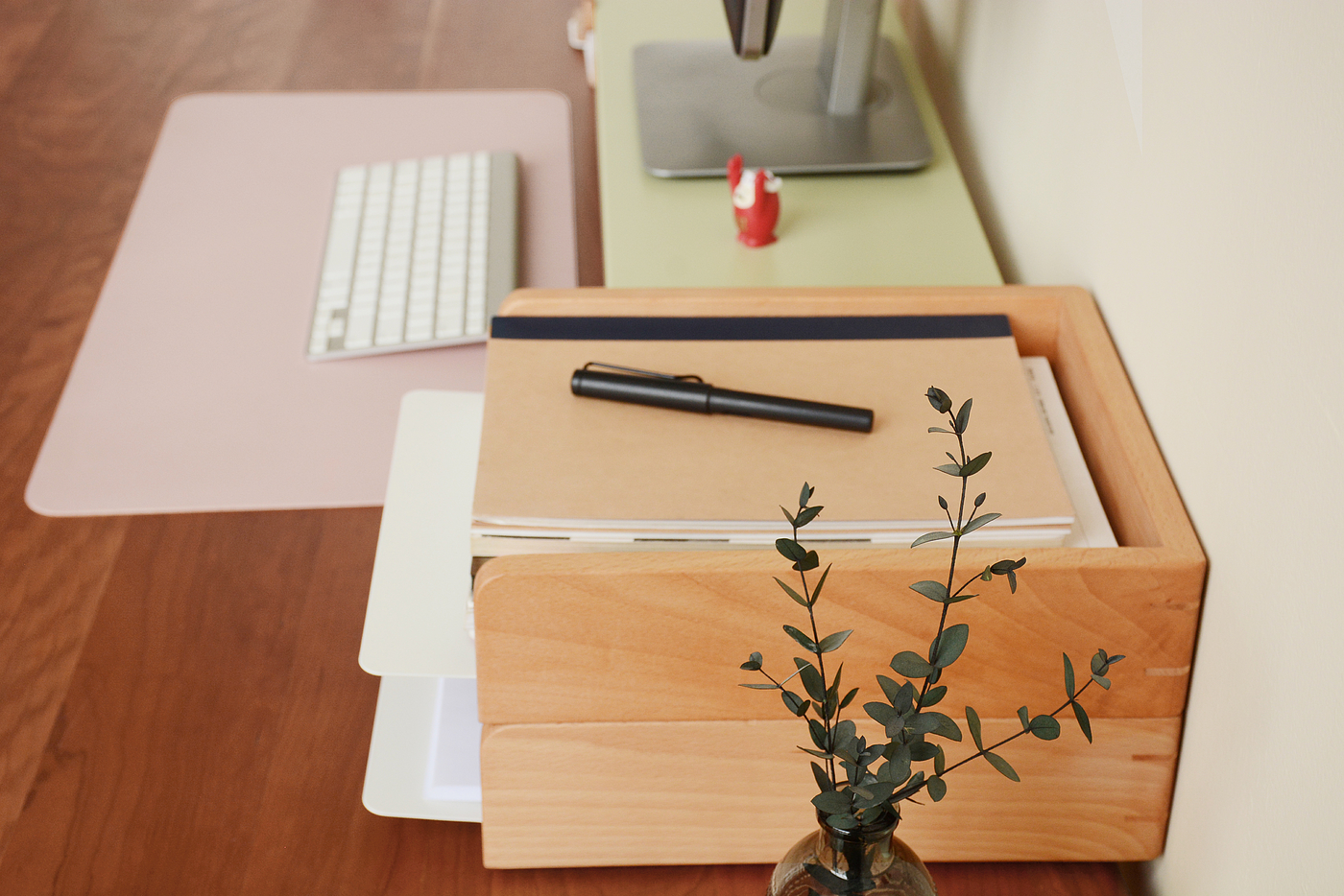 Desktop storage，A4 paper storage rack，Table rack，