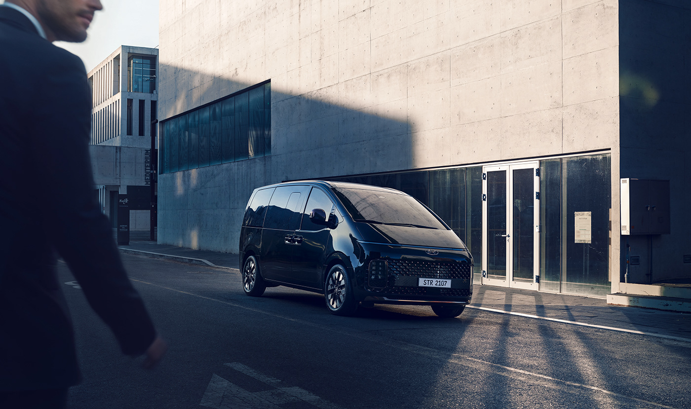 现代staria 保姆车,给您前所未有的安全感~ - 普象网